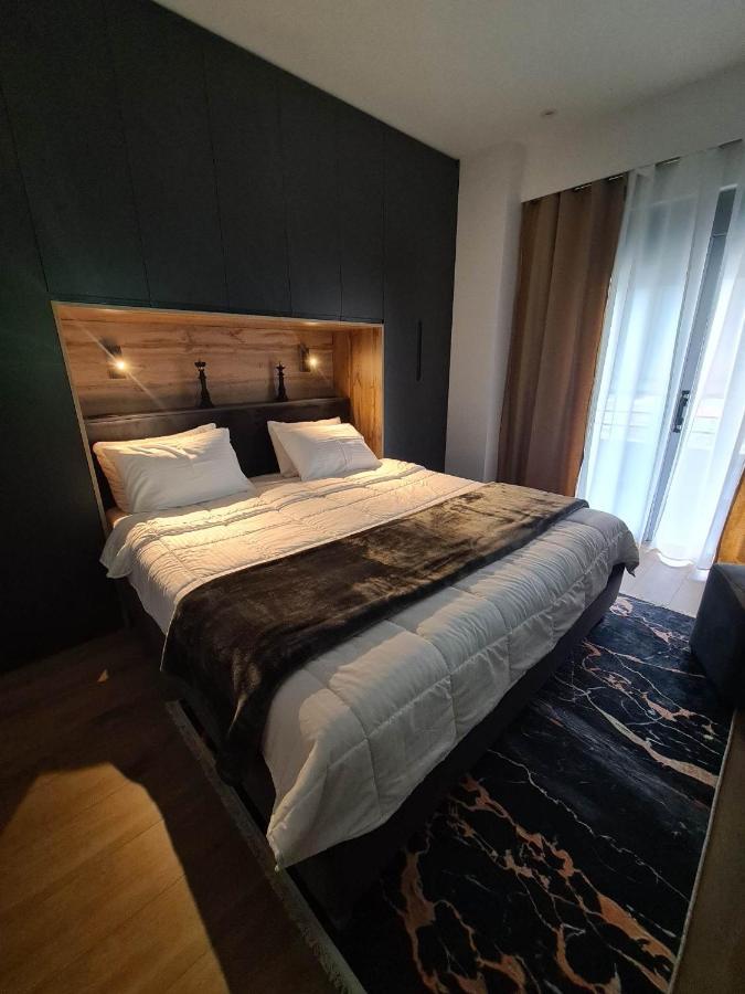 Grey Luxury Apartment Gjirokastër Buitenkant foto