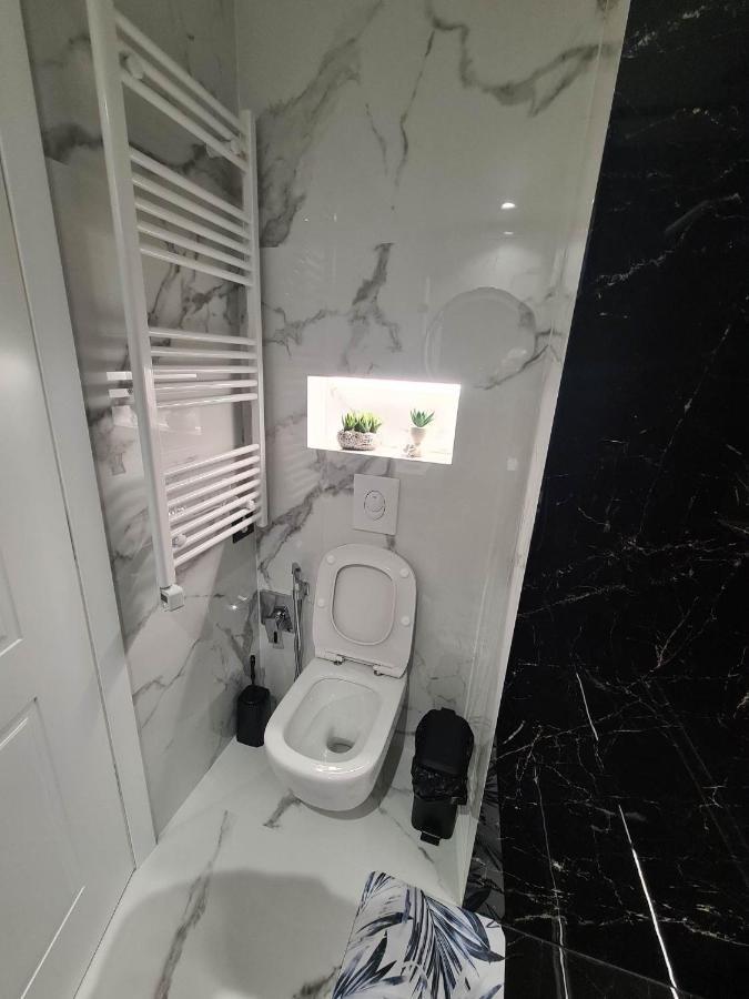 Grey Luxury Apartment Gjirokastër Buitenkant foto