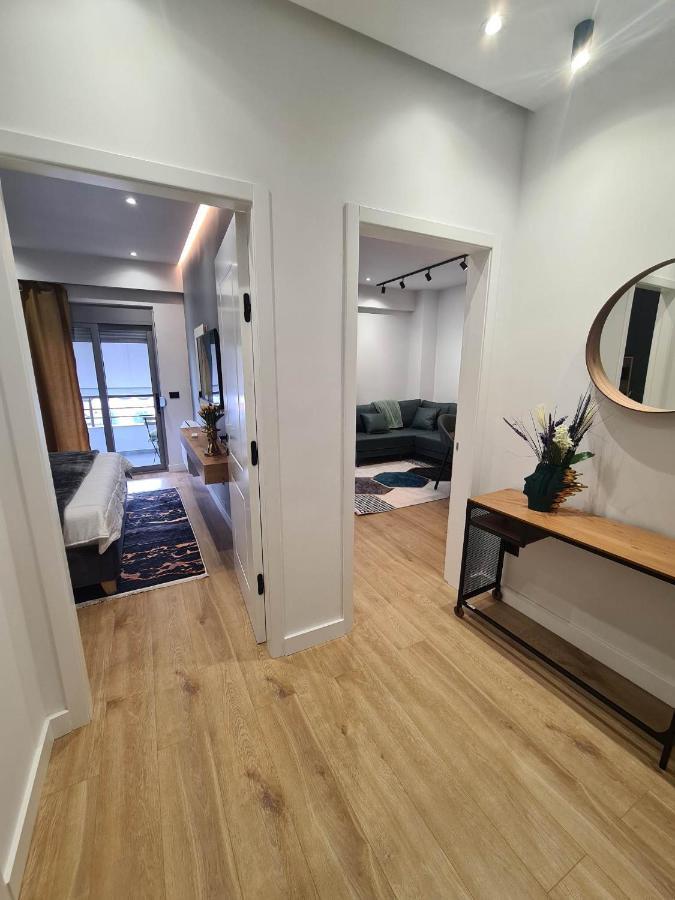 Grey Luxury Apartment Gjirokastër Buitenkant foto